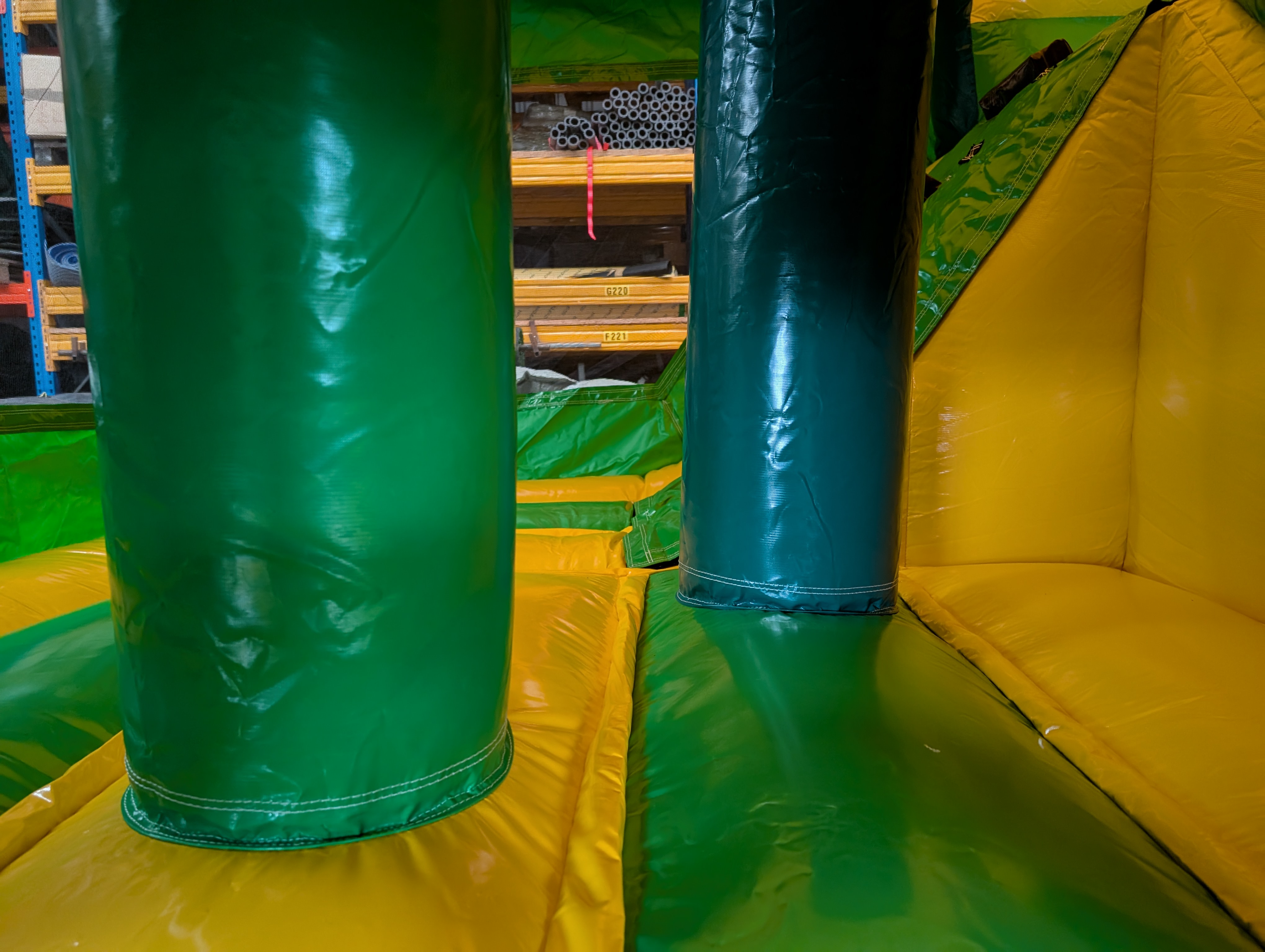 Hüpfburg 4,2x4 m - Mini Multiplay Jungle