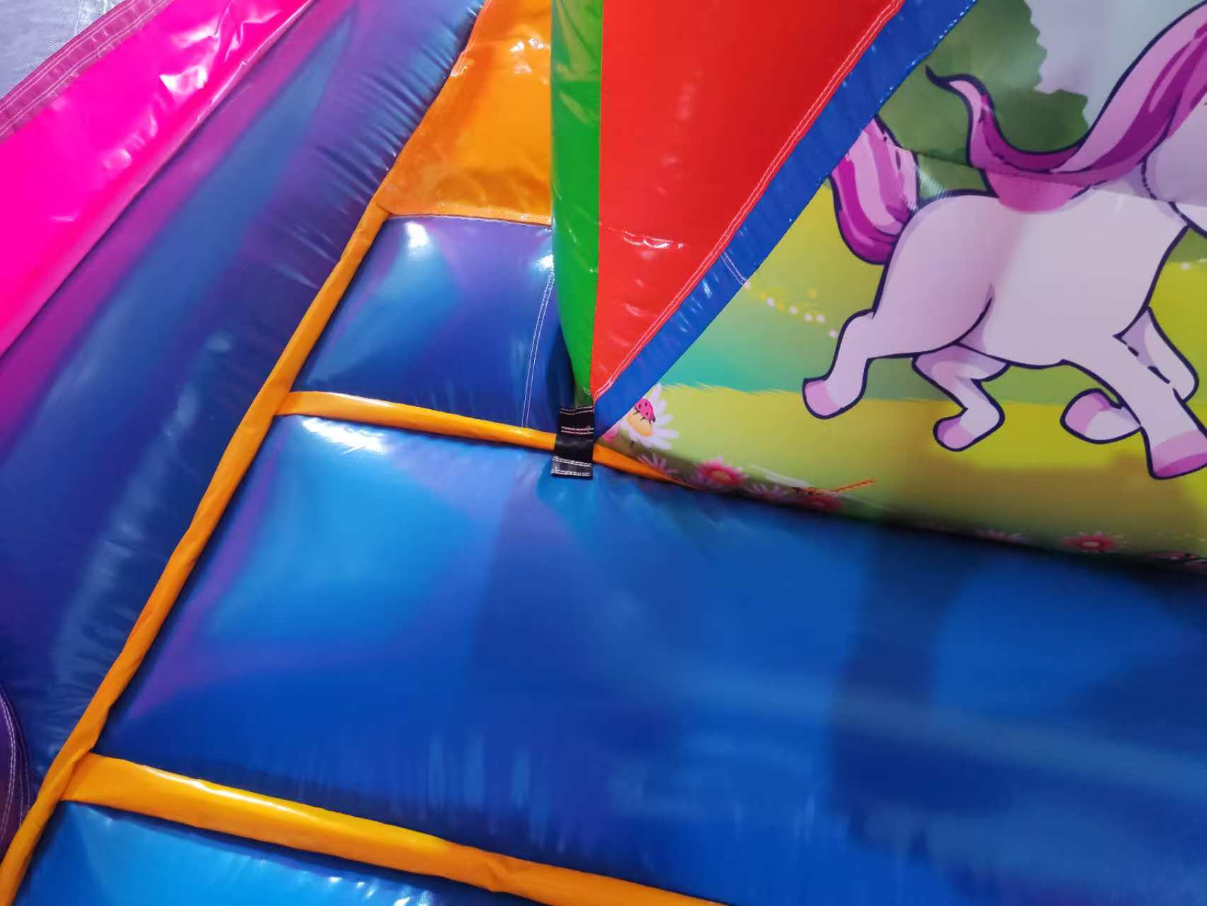 Hüpfburg 5,1x5 m - Multiplay Einhorn