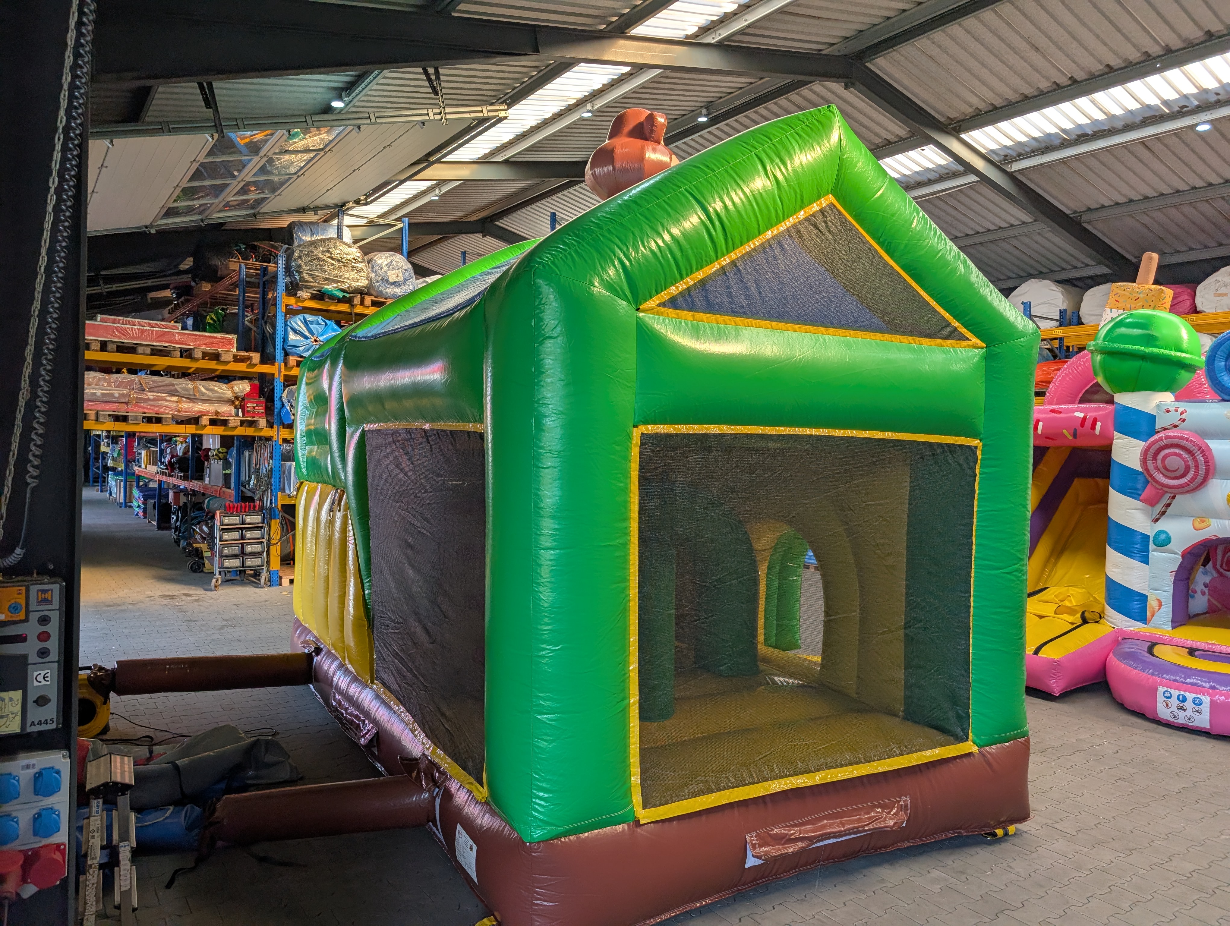 Multiplay-Hüpfburg 5x4 m - mit Rutsche - gebraucht