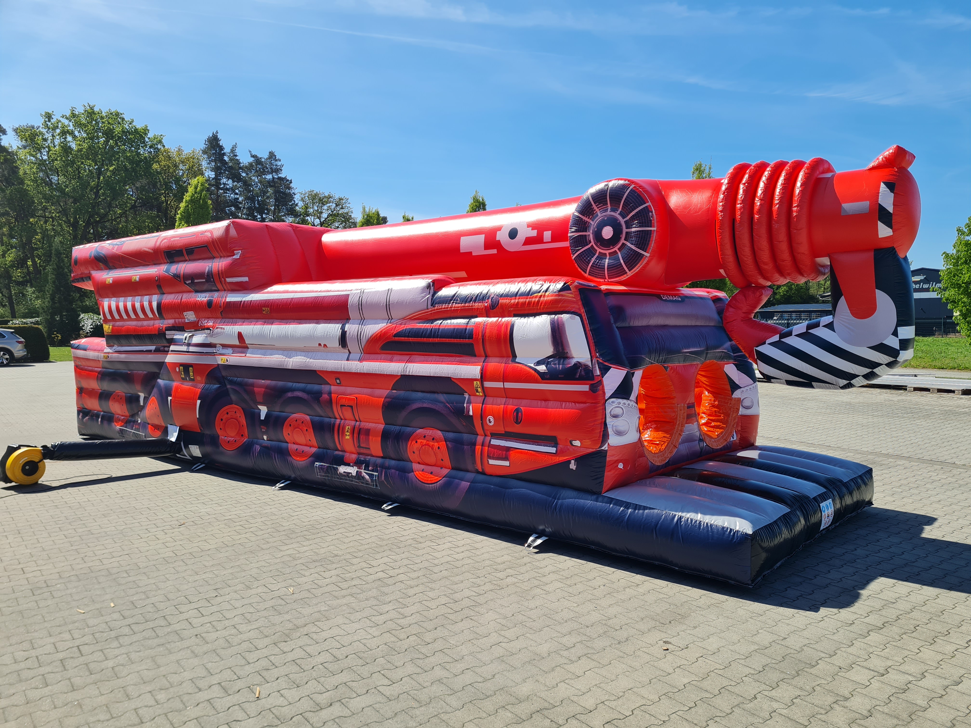  Hindernisbahn - 11,2x3,1 m - Kranwagen