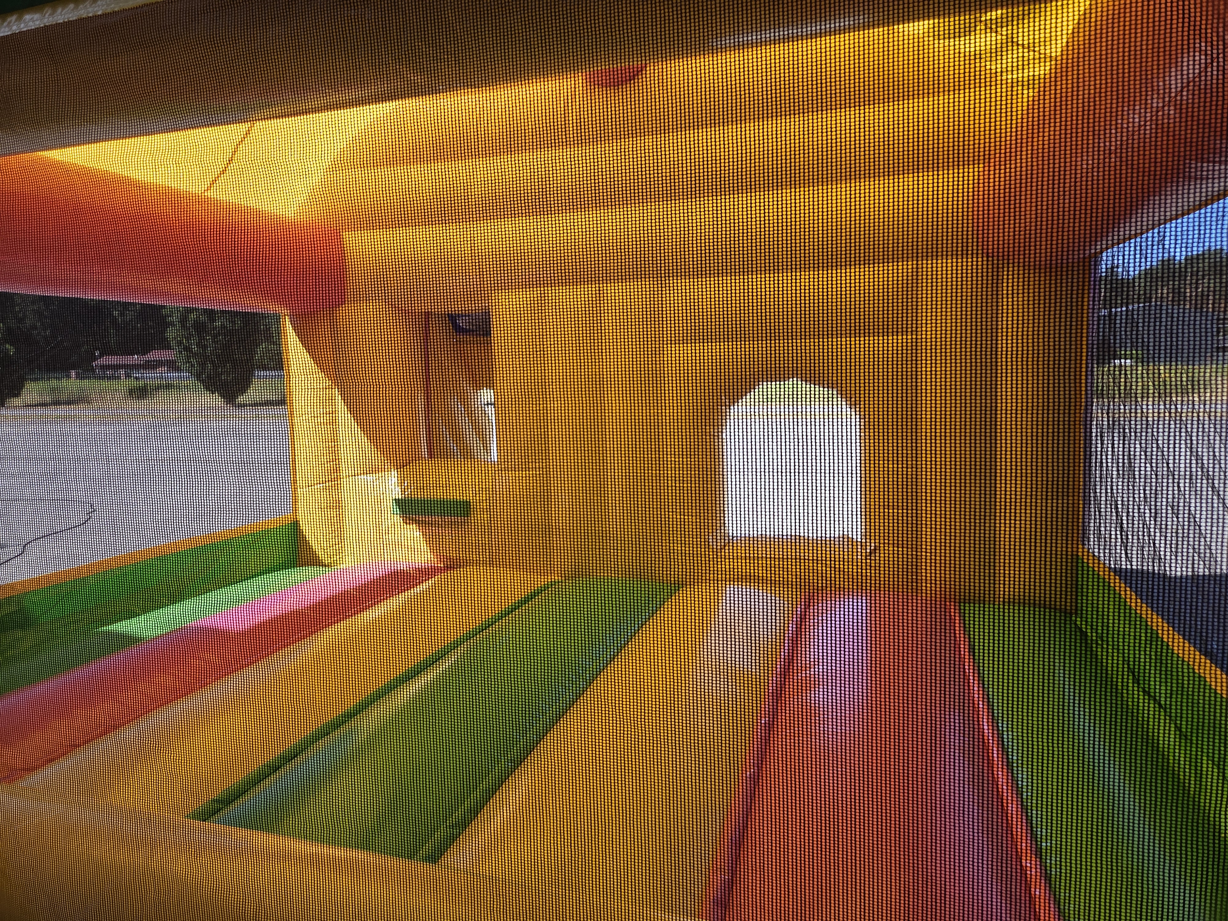 Hüpfburg 4,9x3,8 m - Candy - leicht gebrauchte Ausführung