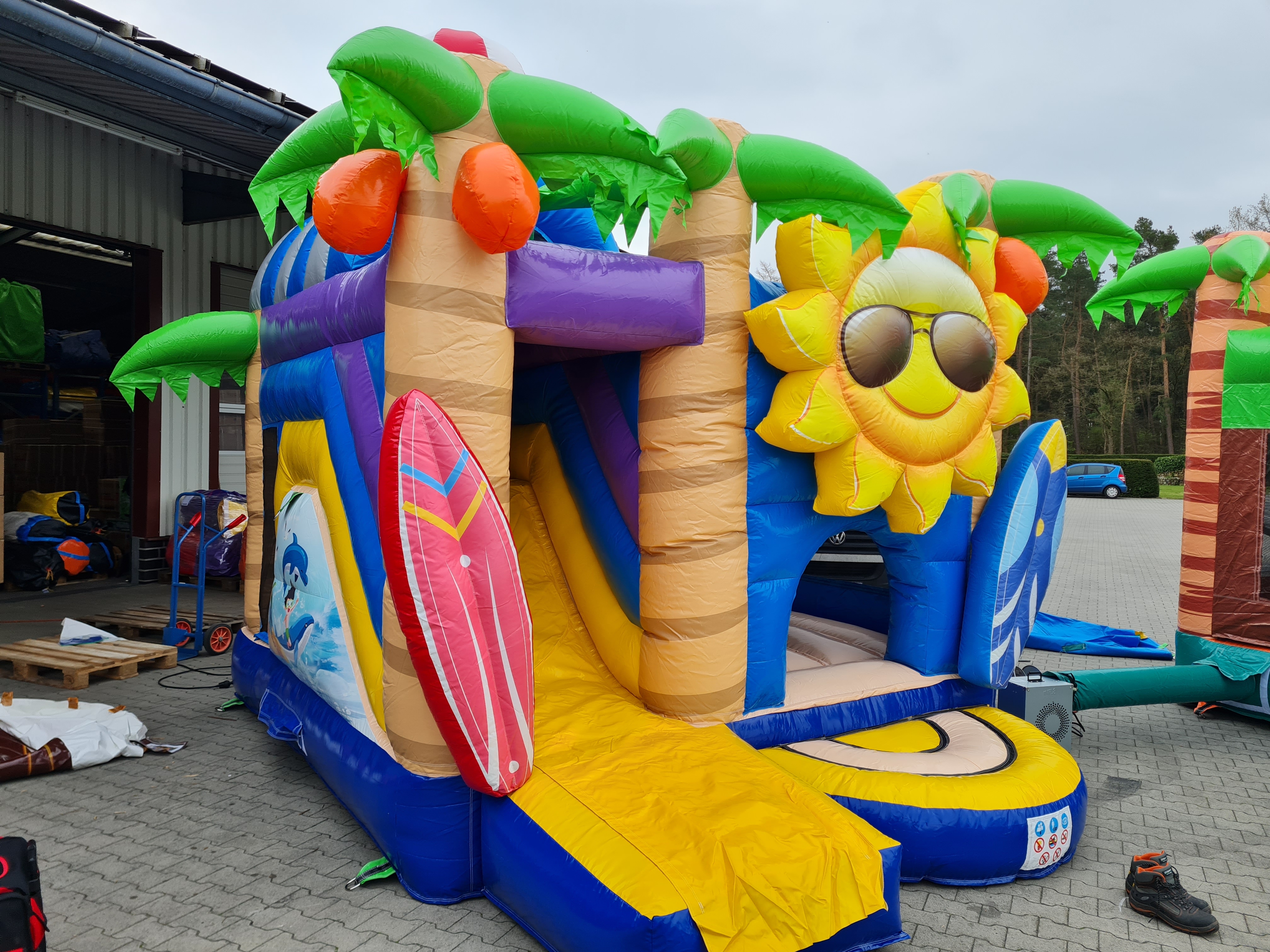 Hüpfburg 4,6x3,5 m - Multiplay Beach Party